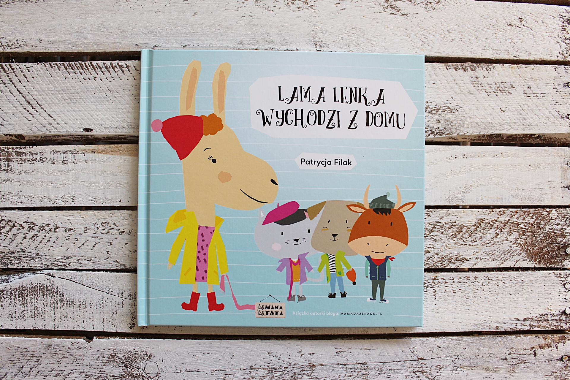Lama Lenka wychodzi z domu