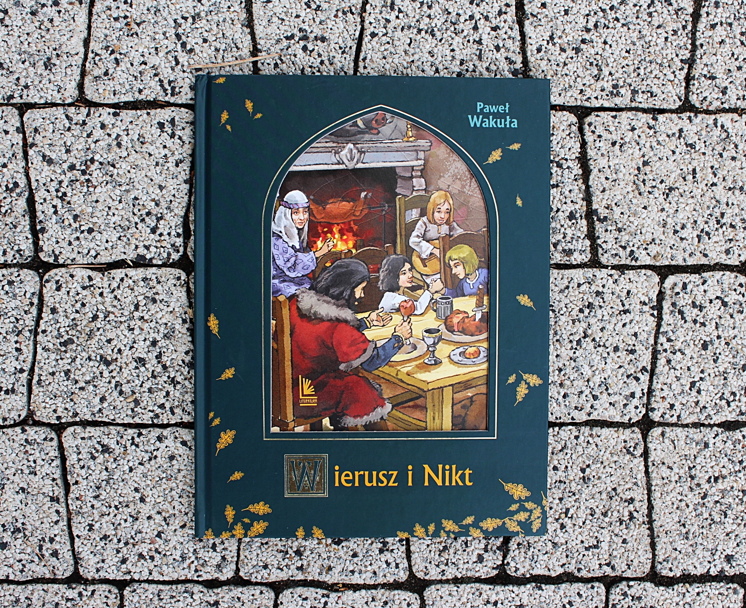 Wierusz i Nikt