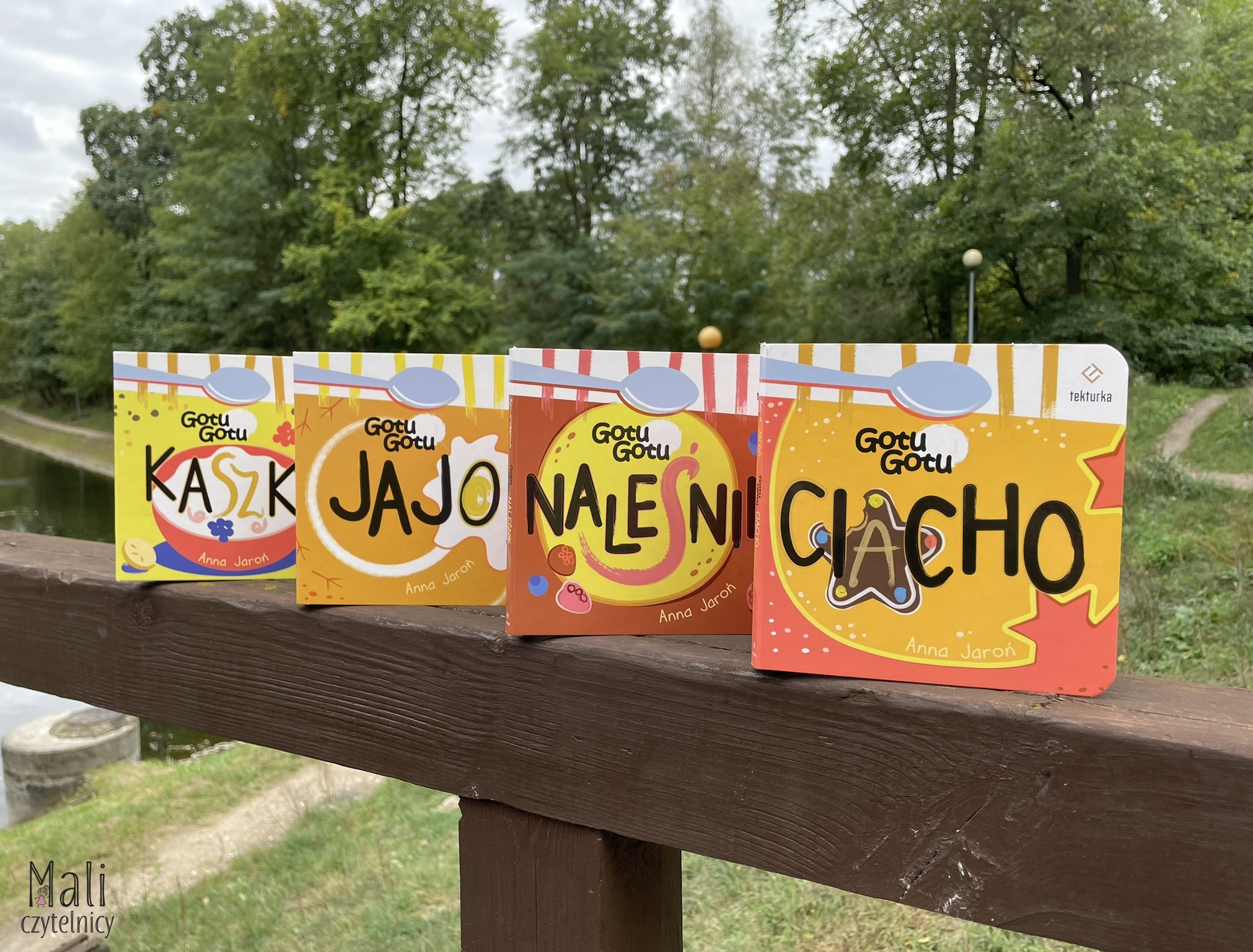 Seria dla maluszków Gotu, Gotu: Kaszka / Jajo / Naleśnik / Ciacho