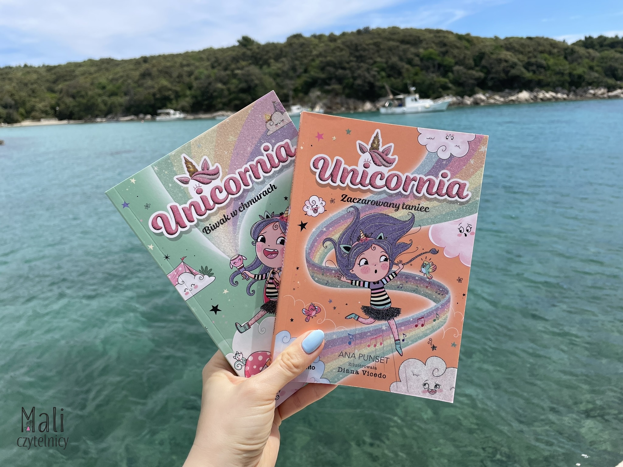 Unicornia: Zaczarowny taniec / Biwak w chmurach