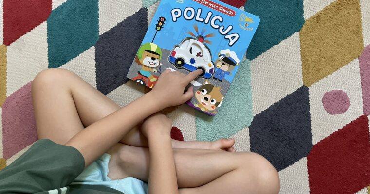 Policja. Moje pierwsze dźwięki